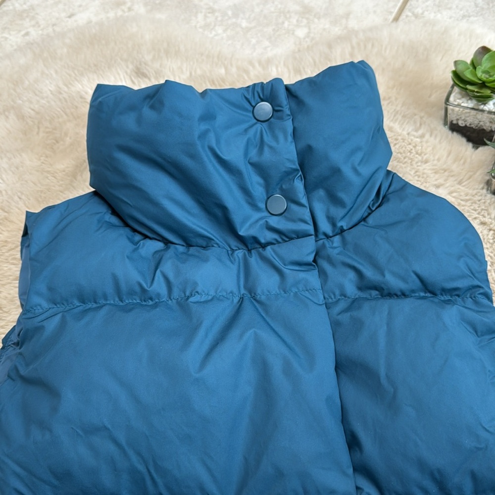 Athleta Downtown Puffer Vest Down in Dark Sardina Blue / Teal Small Semi Fitted - Picture 5 of 14
